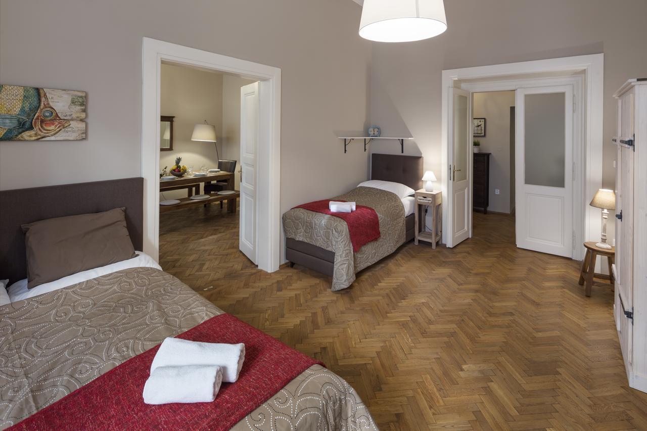 Dlouha 2Ab Lägenhet Prag Exteriör bild