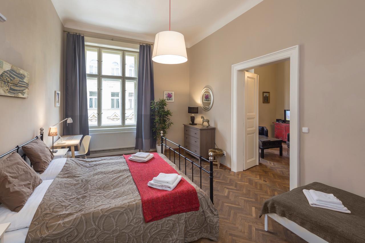 Dlouha 2Ab Lägenhet Prag Exteriör bild
