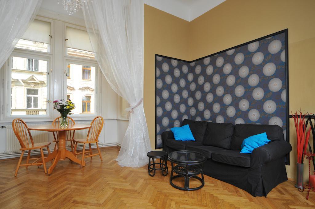 Dlouha 2Ab Lägenhet Prag Exteriör bild